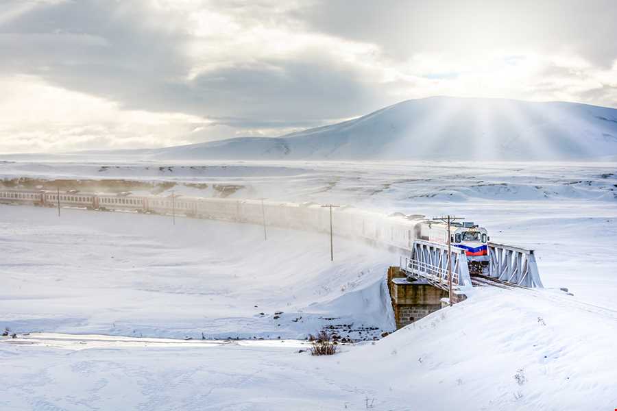 Uçak & Doğu Ekspresi ile Butik Kars Turu (Cuma-Pazar)